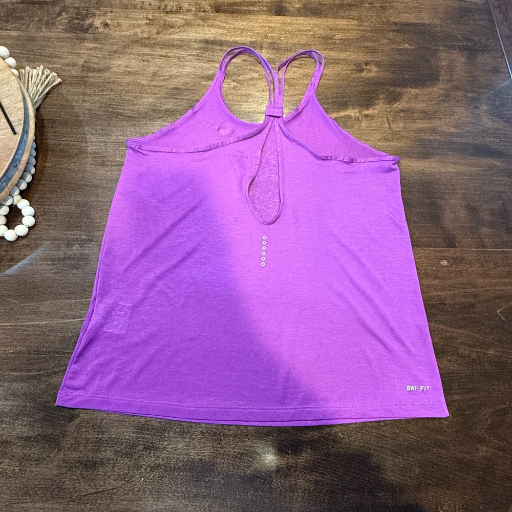 Nike Dri-Fit Activewear Shirt - Picture 2 of 6